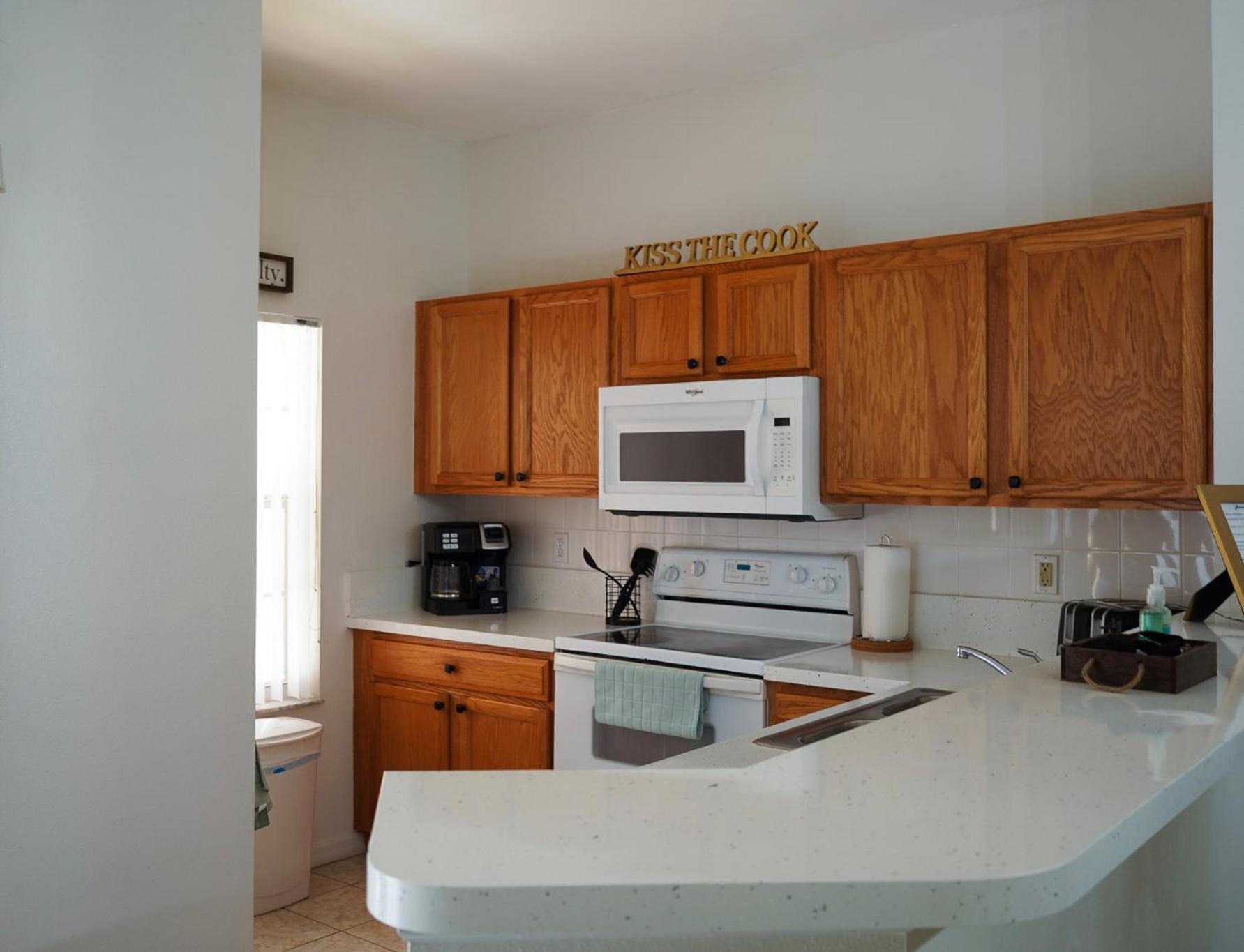 Apartment Enchanting Escape 3 Bedroom Minutes From Disney!