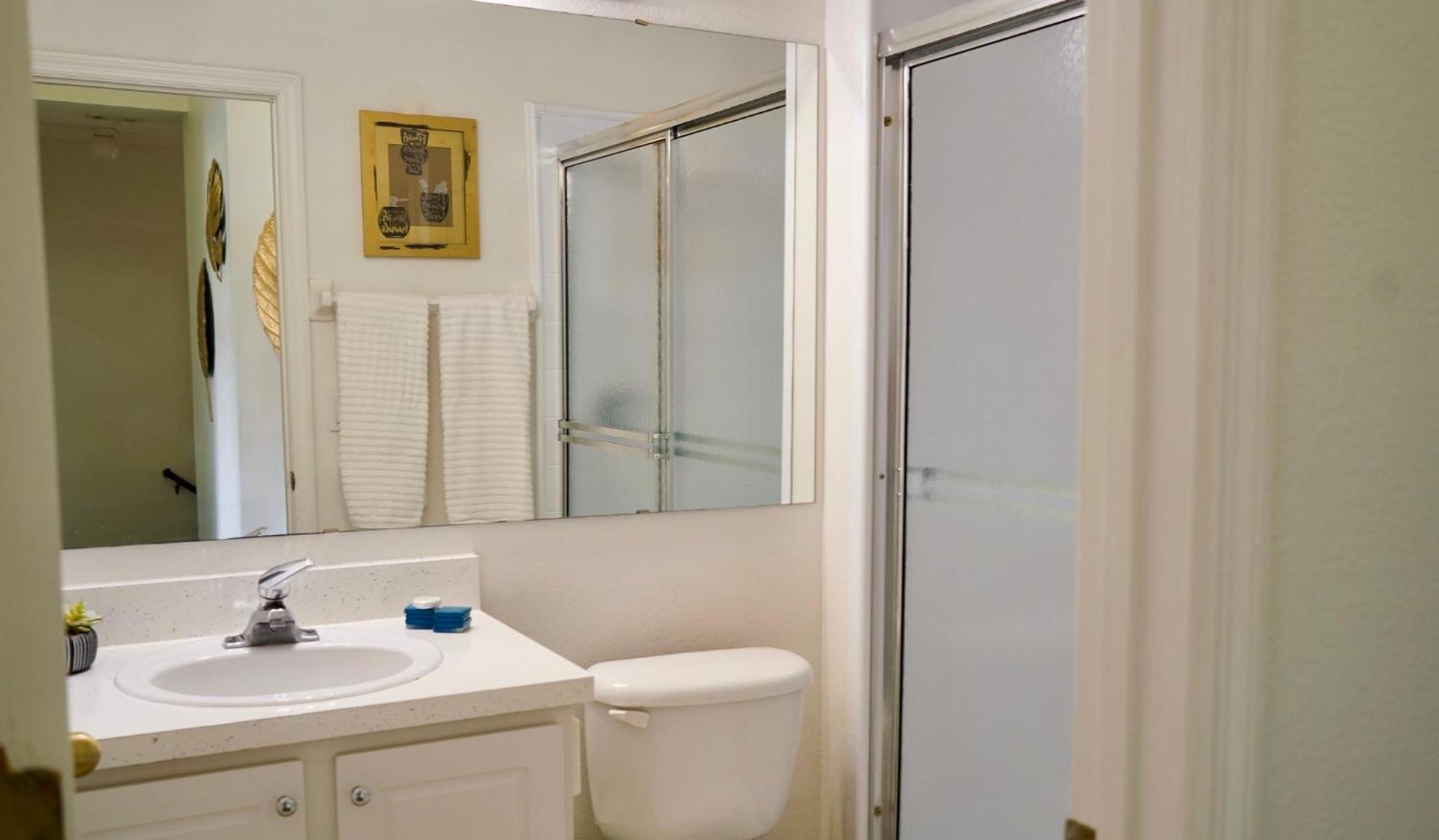 Enchanting Escape 3 Bedroom Minutes From Disney! Kissimmee